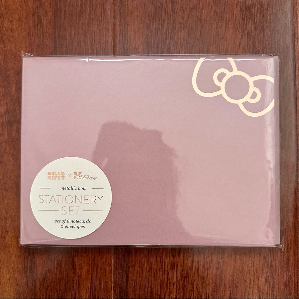 🆕 Hello Kitty Stationery, 8 Gold Foil Flat Note Cards & 8 Matching Envelopes